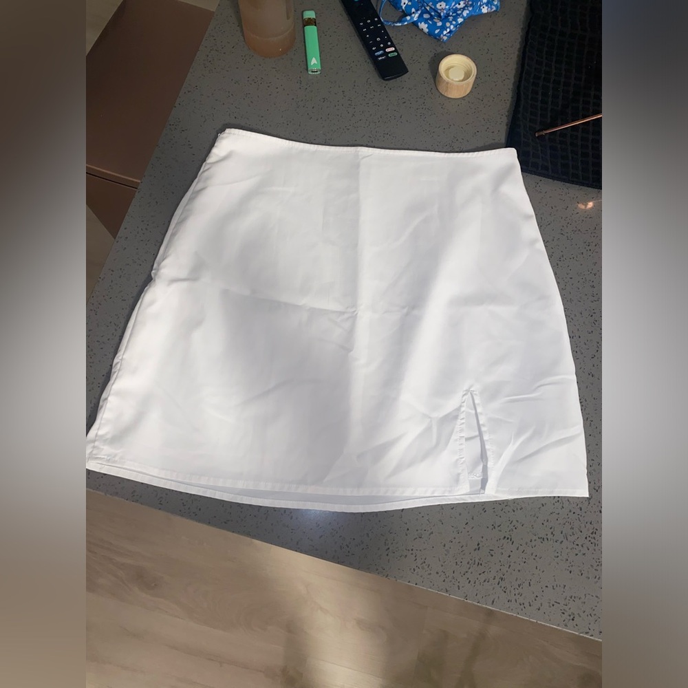 SHEIN large white skirt